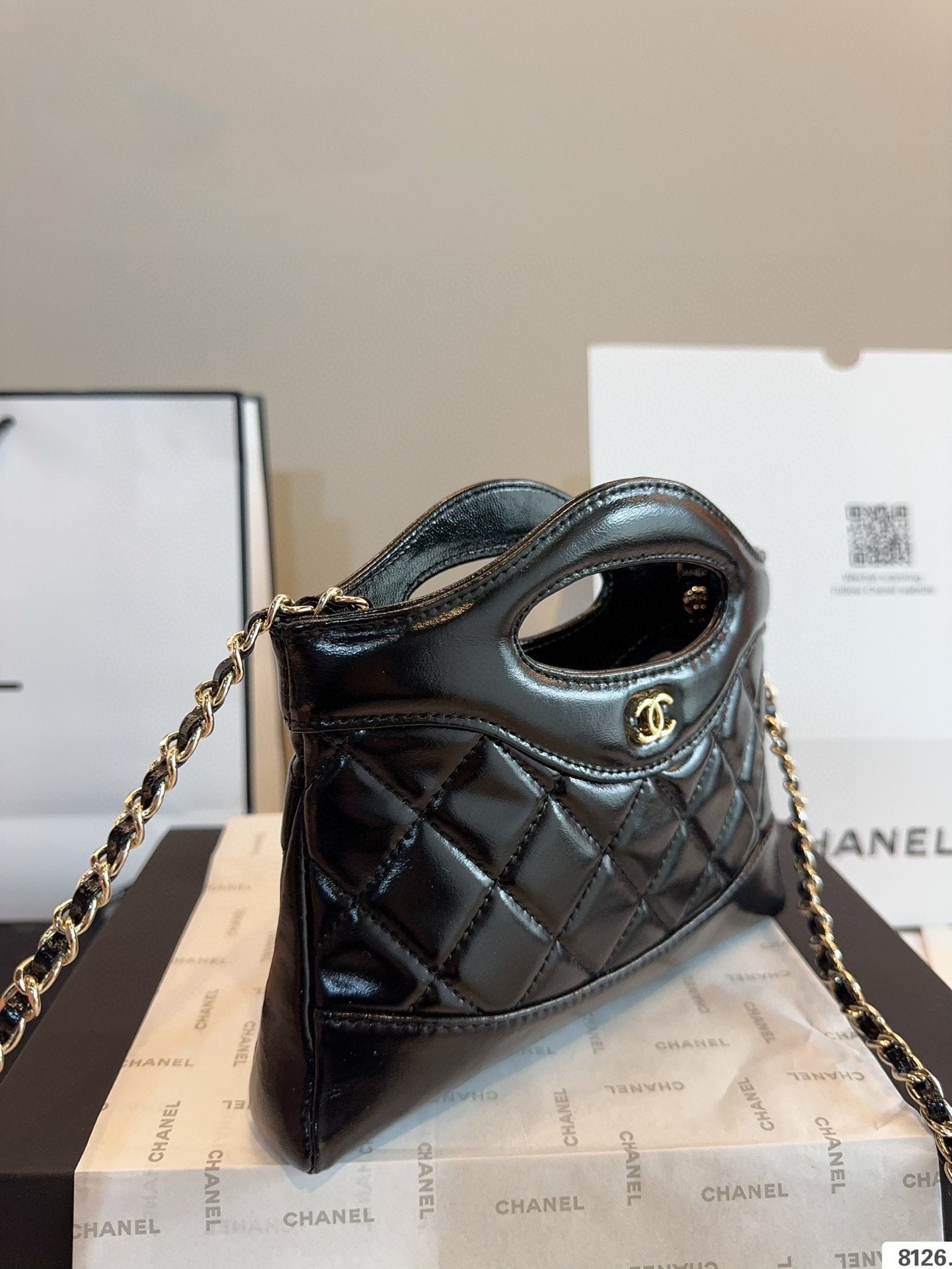【CHANEL旗艦店】シャネル BAG NANO ハンドバッグ