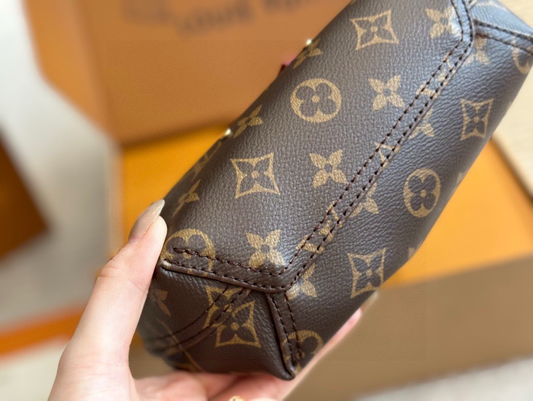 LOUIS VUITTON ルイヴィトン Atlantis BB M46816 ハンドバッグ