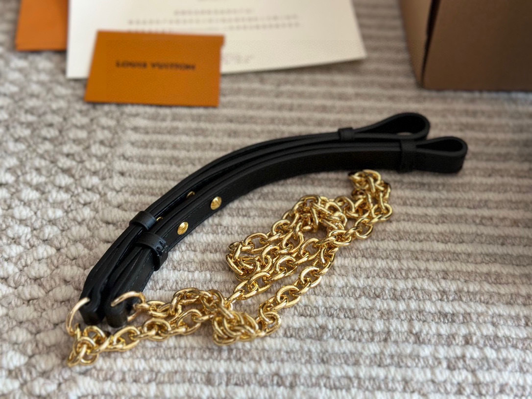 LOUIS VUITTON ルイヴィトン Atlantis BB M46816 ハンドバッグ