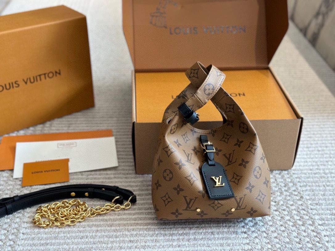 LOUIS VUITTON ルイヴィトン Atlantis BB M46816 ハンドバッグ