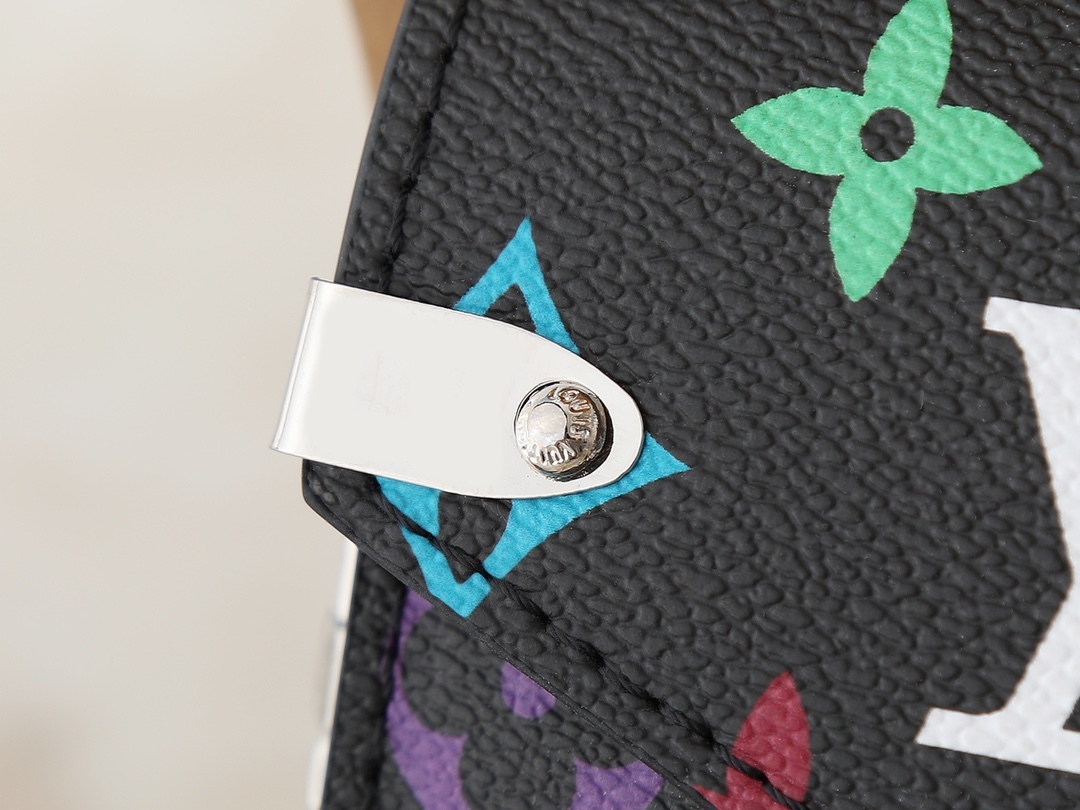 LOUIS VUITTON（ルイヴィトン）Métis 携帯バッグ M14098