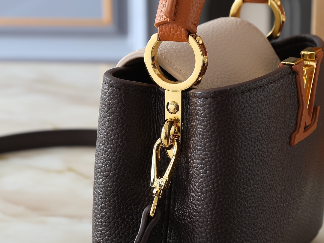 LOUIS VUITTON（ルイヴィトン）Capucines ショルダーバッグ M12956 M12952 M14176