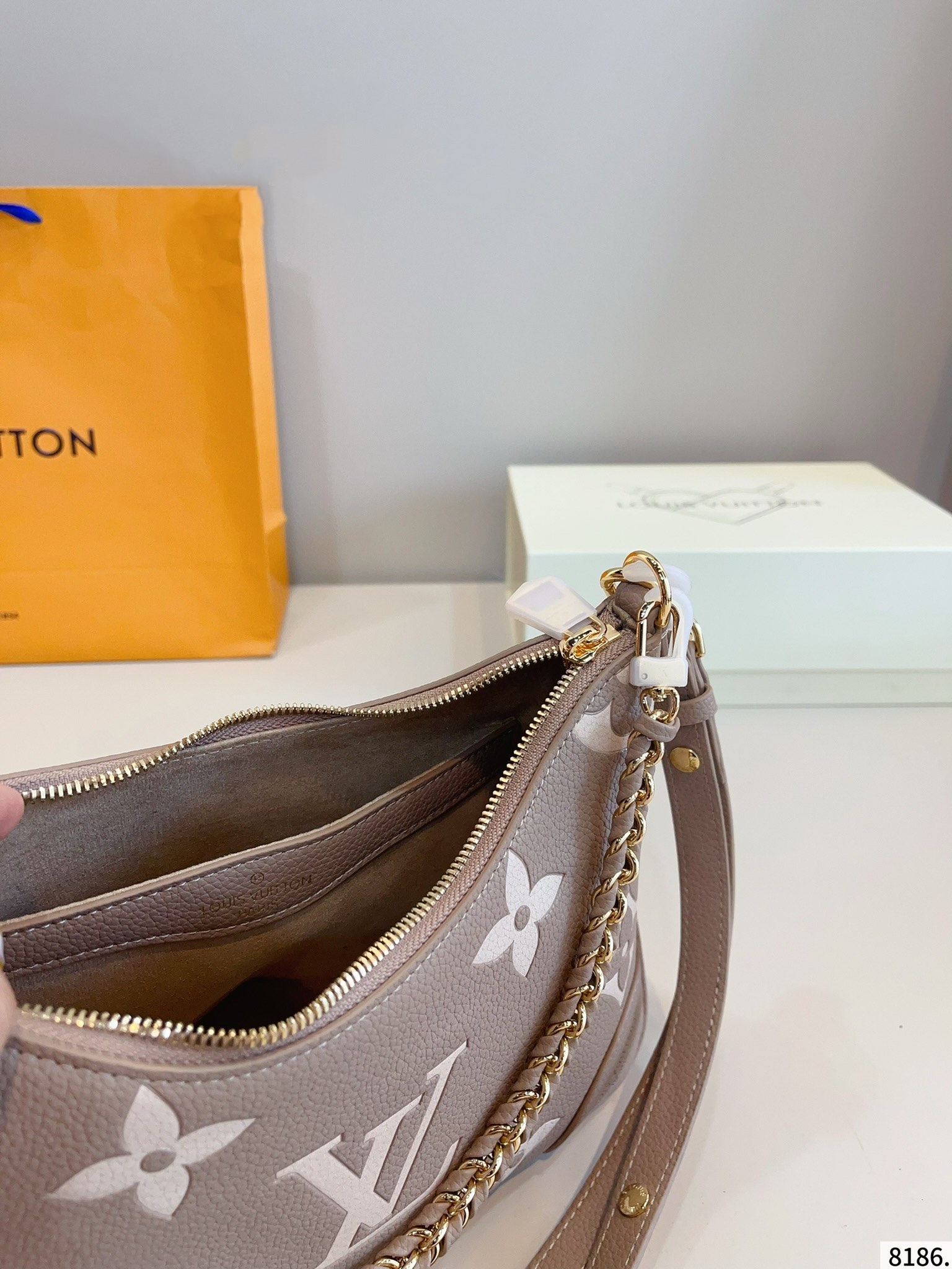 大人気定番商品★LOUIS VUITTON ルイヴィトン Boulogne ショルダーバッグ