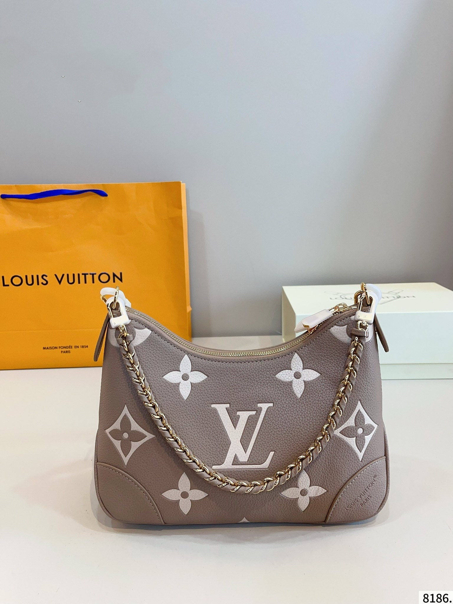 大人気定番商品★LOUIS VUITTON ルイヴィトン Boulogne ショルダーバッグ