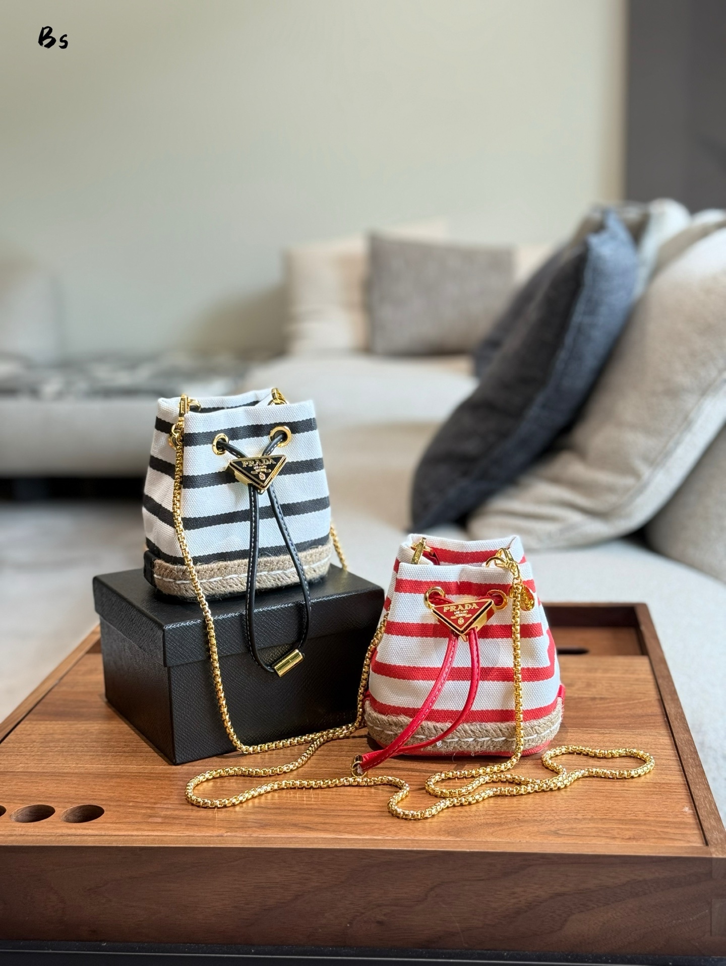 【PRADA公式旗艦店】プラダ MINI バケットバッグ 1NR016