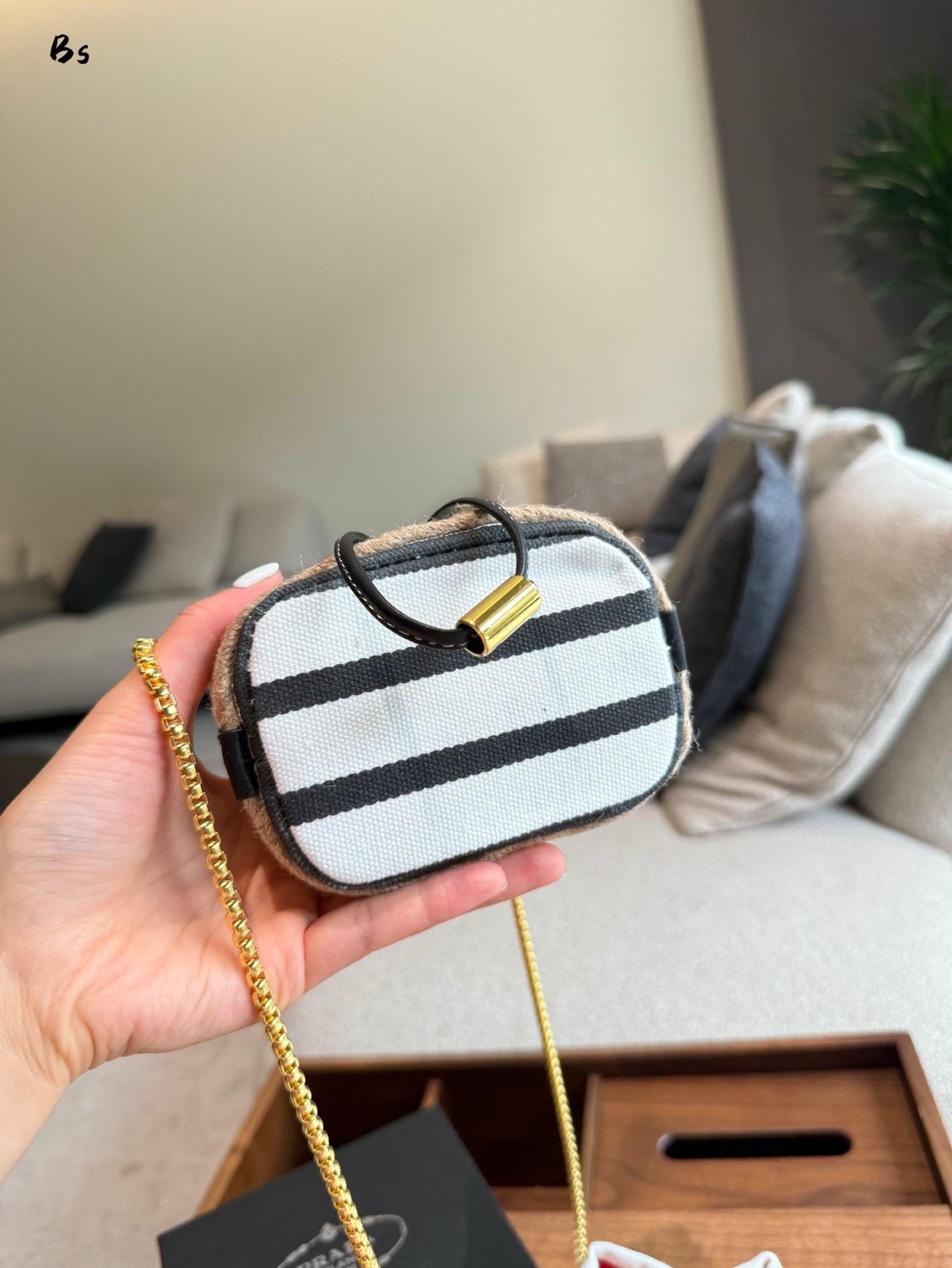 【PRADA公式旗艦店】プラダ MINI バケットバッグ 1NR016