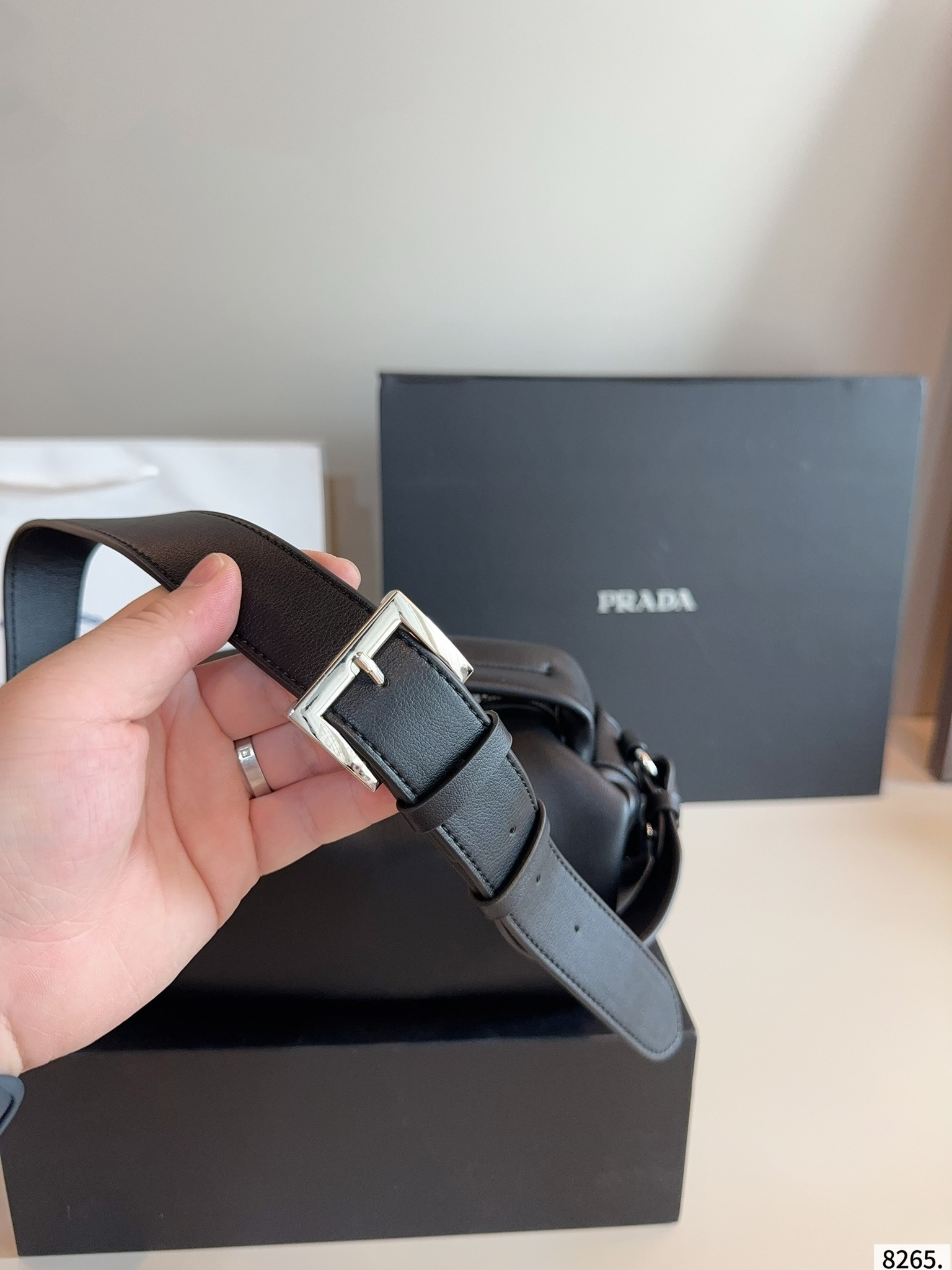 【PRADA公式旗艦店】プラダ HOBO ショルダーバッグ★大人気定番商品