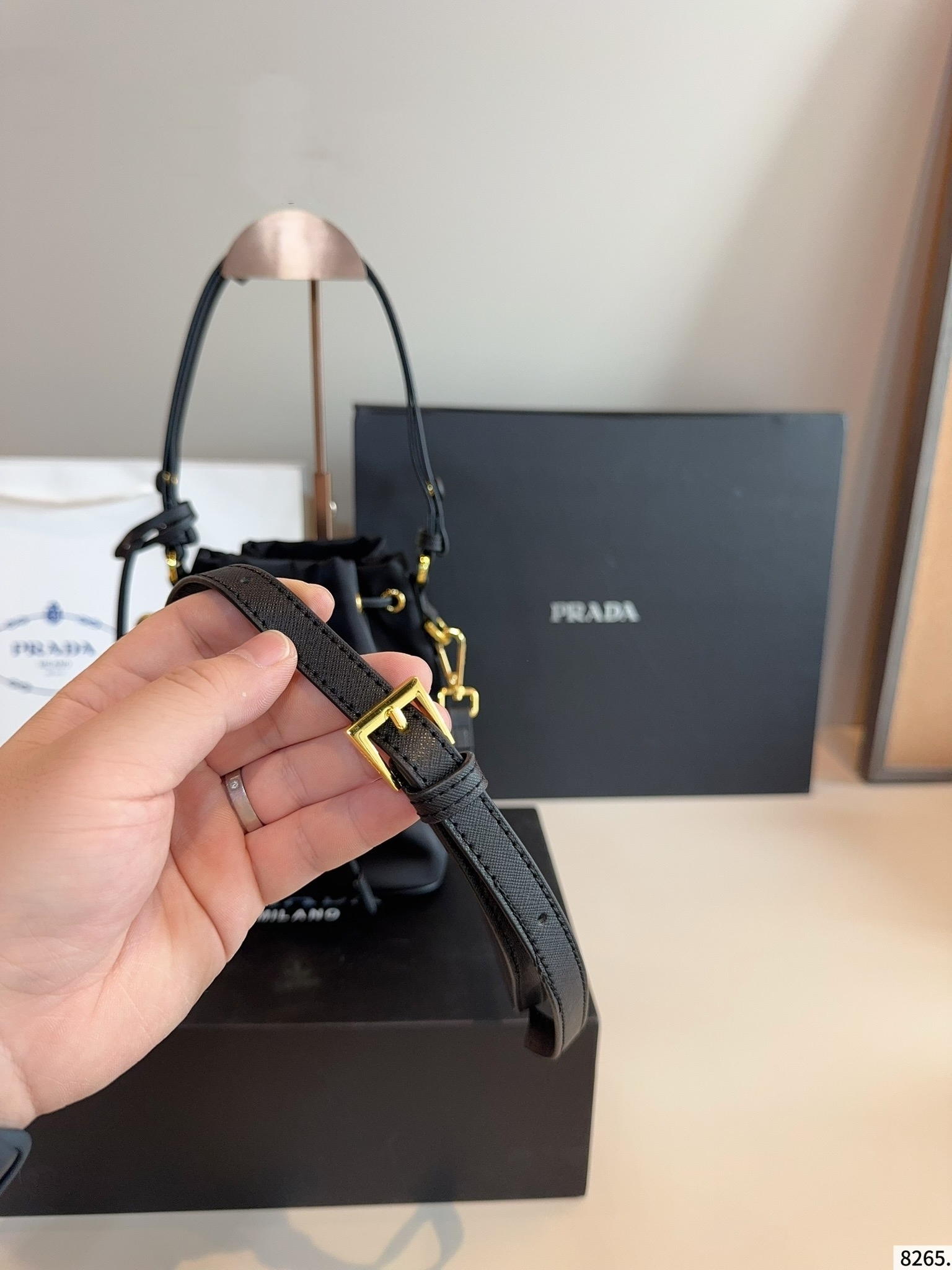 大人気定番商品★PRADA プラダ バケットバッグ ショルダーバッグ