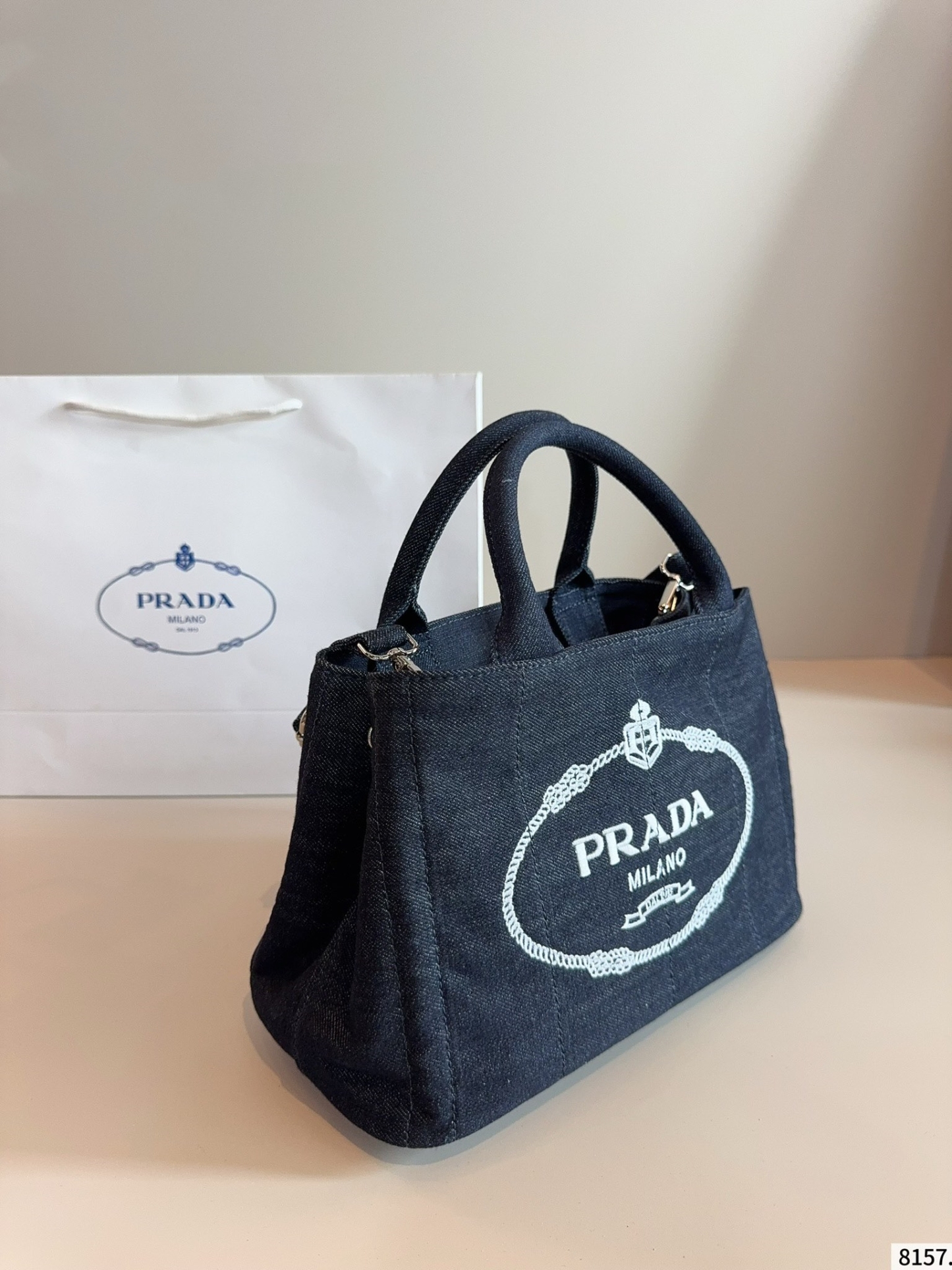 【PRADA公式旗艦店】プラダ ★大人気 ズックのハンドバッグ