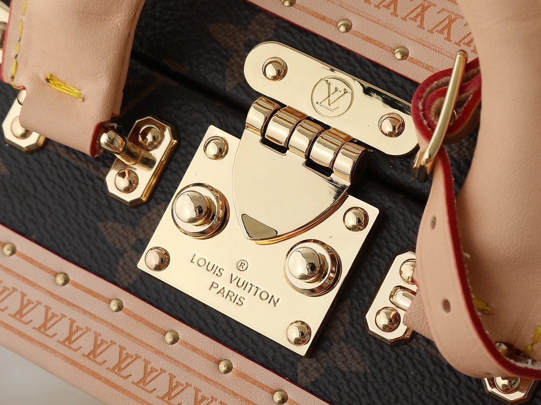 LOUIS VUITTON（ルイヴィトン）Mini Square Trunkバッグ M14040 M13127