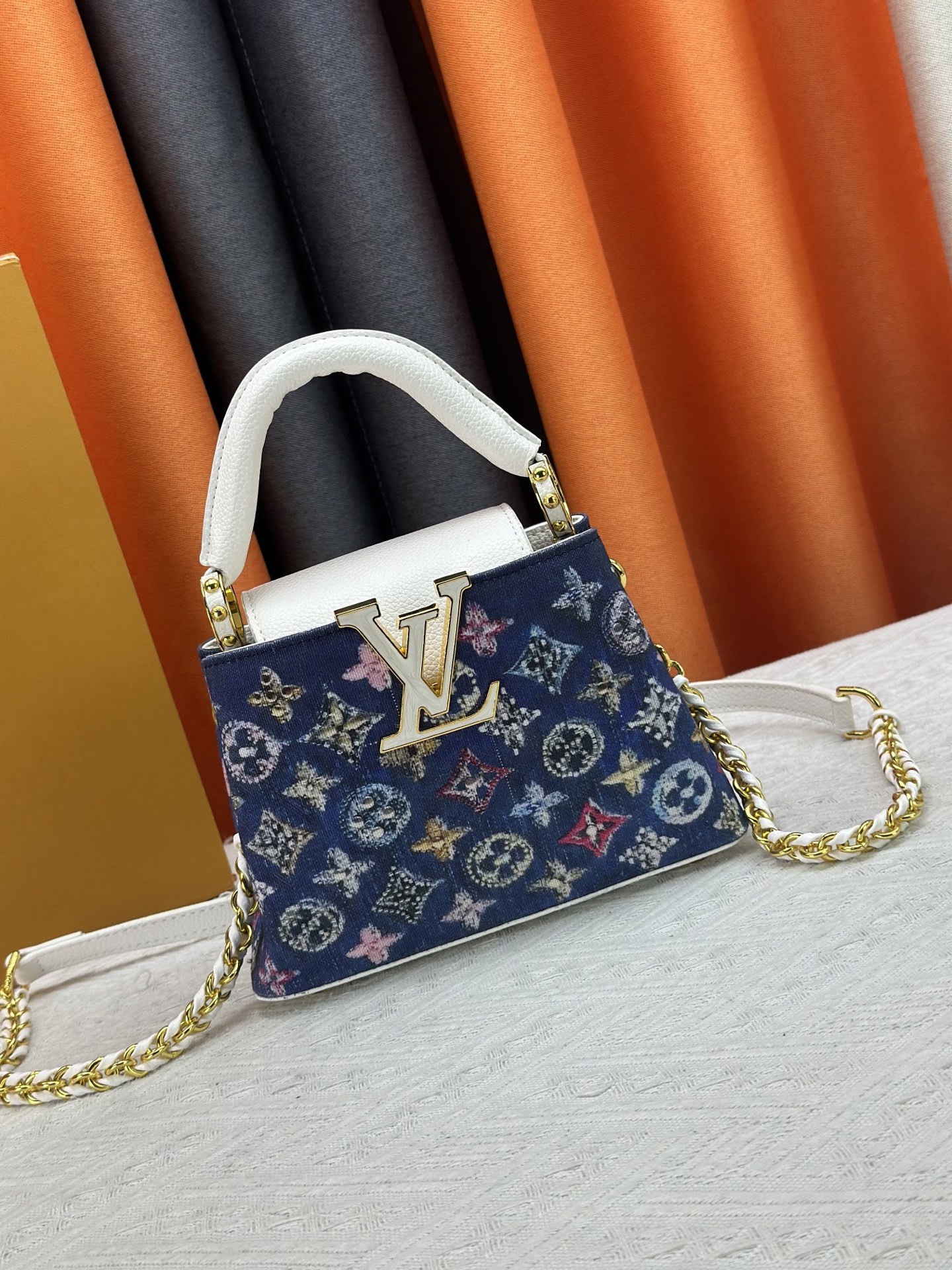 LOUIS VUITTON（ルイヴィトン）CAPUCINES ハンドバッグ M59939 M94519