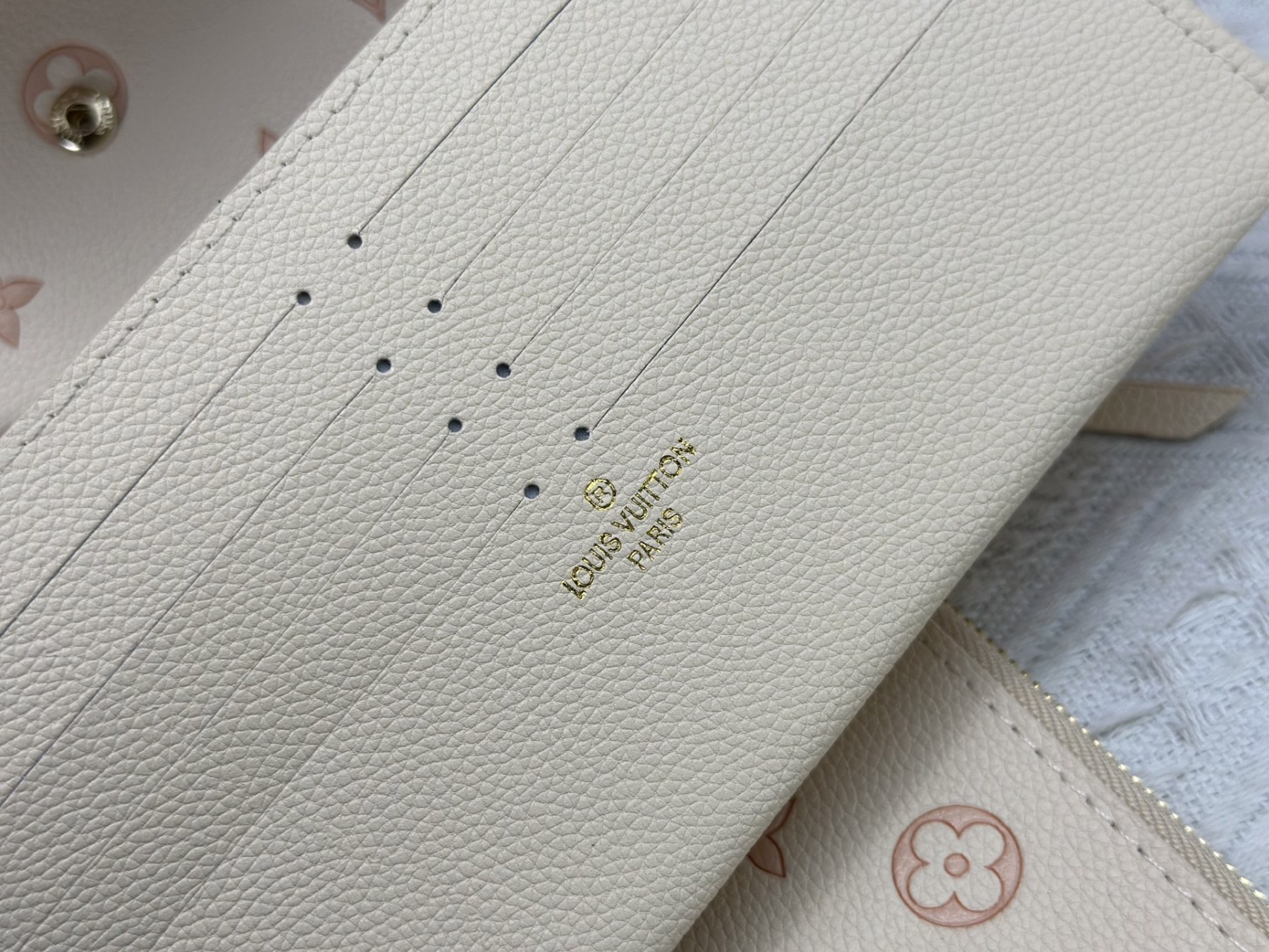 LOUIS VUITTON（ルイヴィトン）Pochette Félicie チェーンバッグ M14968