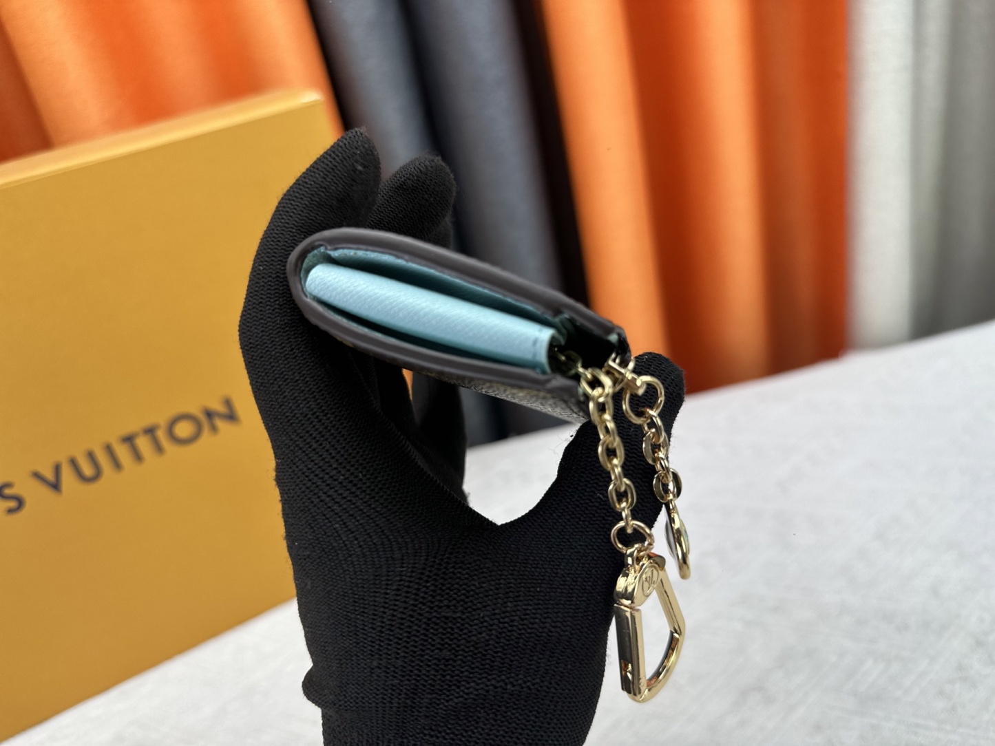 LOUIS VUITTON（ルイヴィトン）Noa 財布 M14529