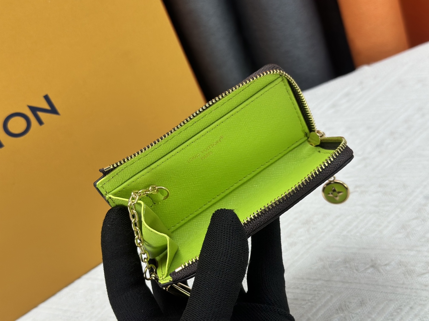 LOUIS VUITTON（ルイヴィトン）Noa 財布 M14529