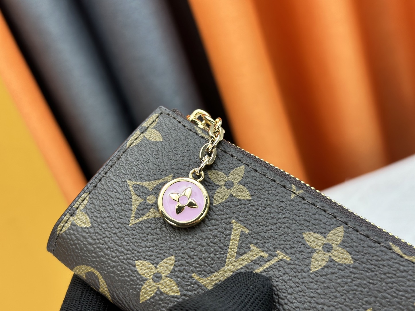 LOUIS VUITTON（ルイヴィトン）Noa 財布 M14529