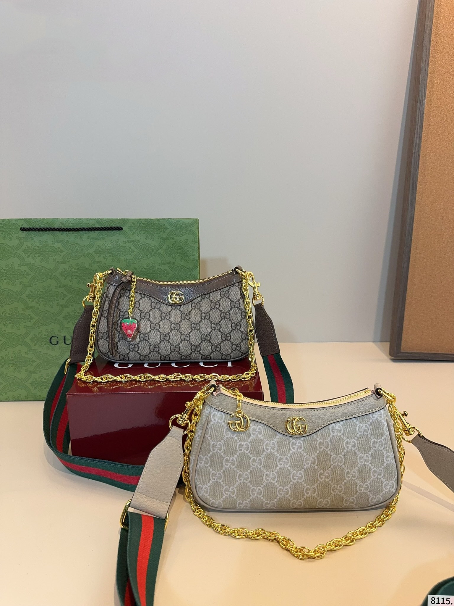 【GUCCI旗艦店】グッチ イチゴ クロスボディバッグ★人気商品★