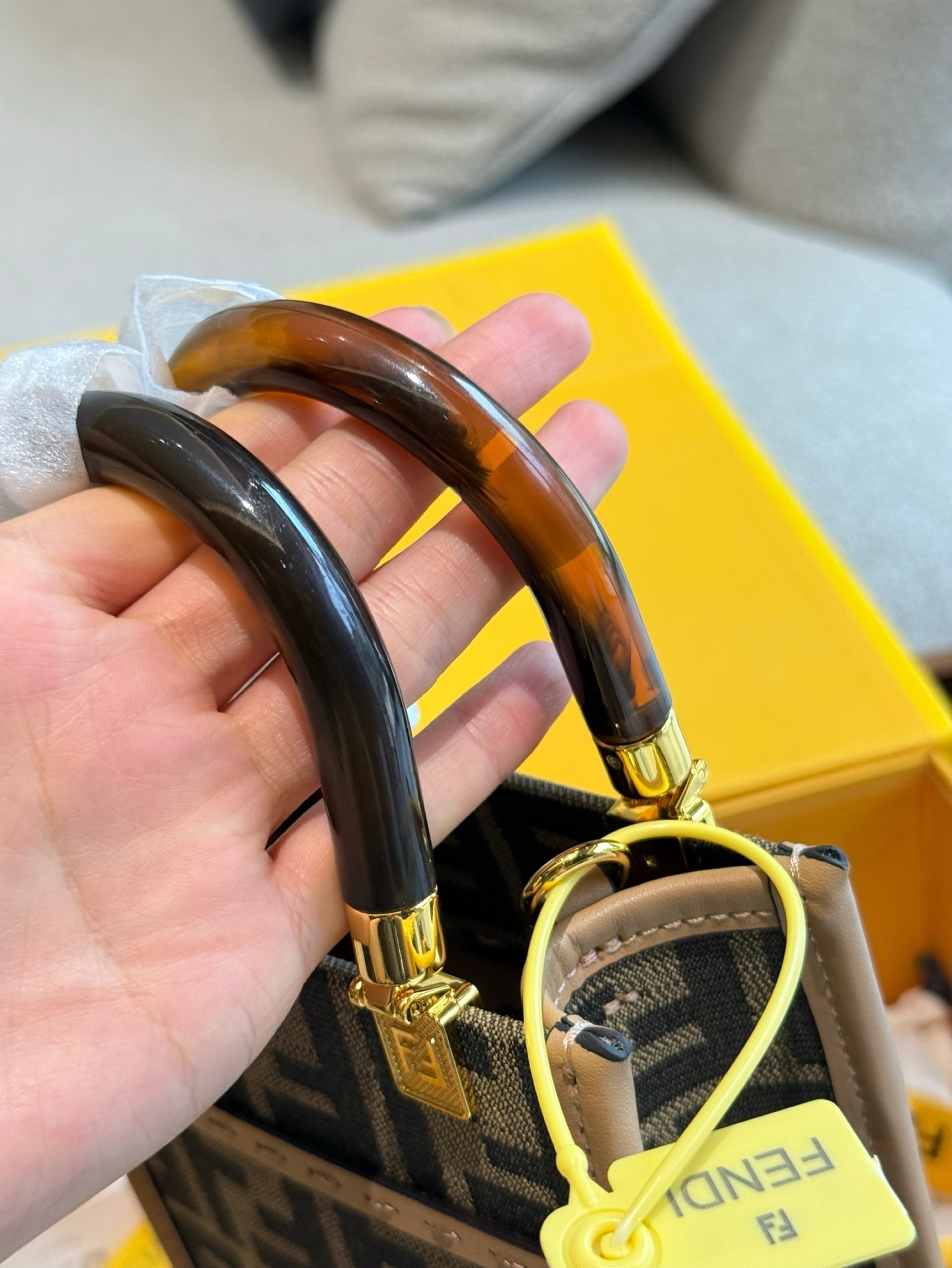 【FENDI公式旗艦店】フェンディ mini Sunshine クロスボディバッグ