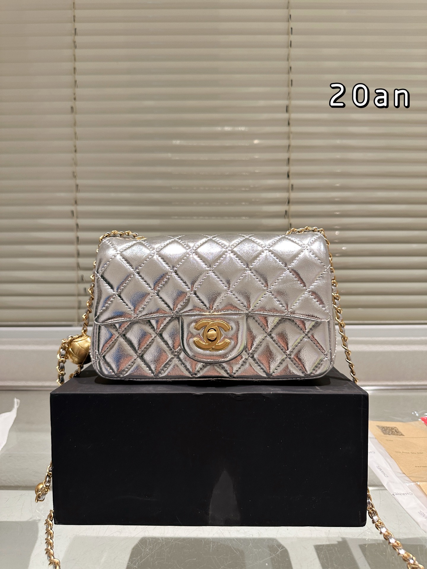 【CHANEL公式旗艦店】シャネル New Arrival チェーンバッグ