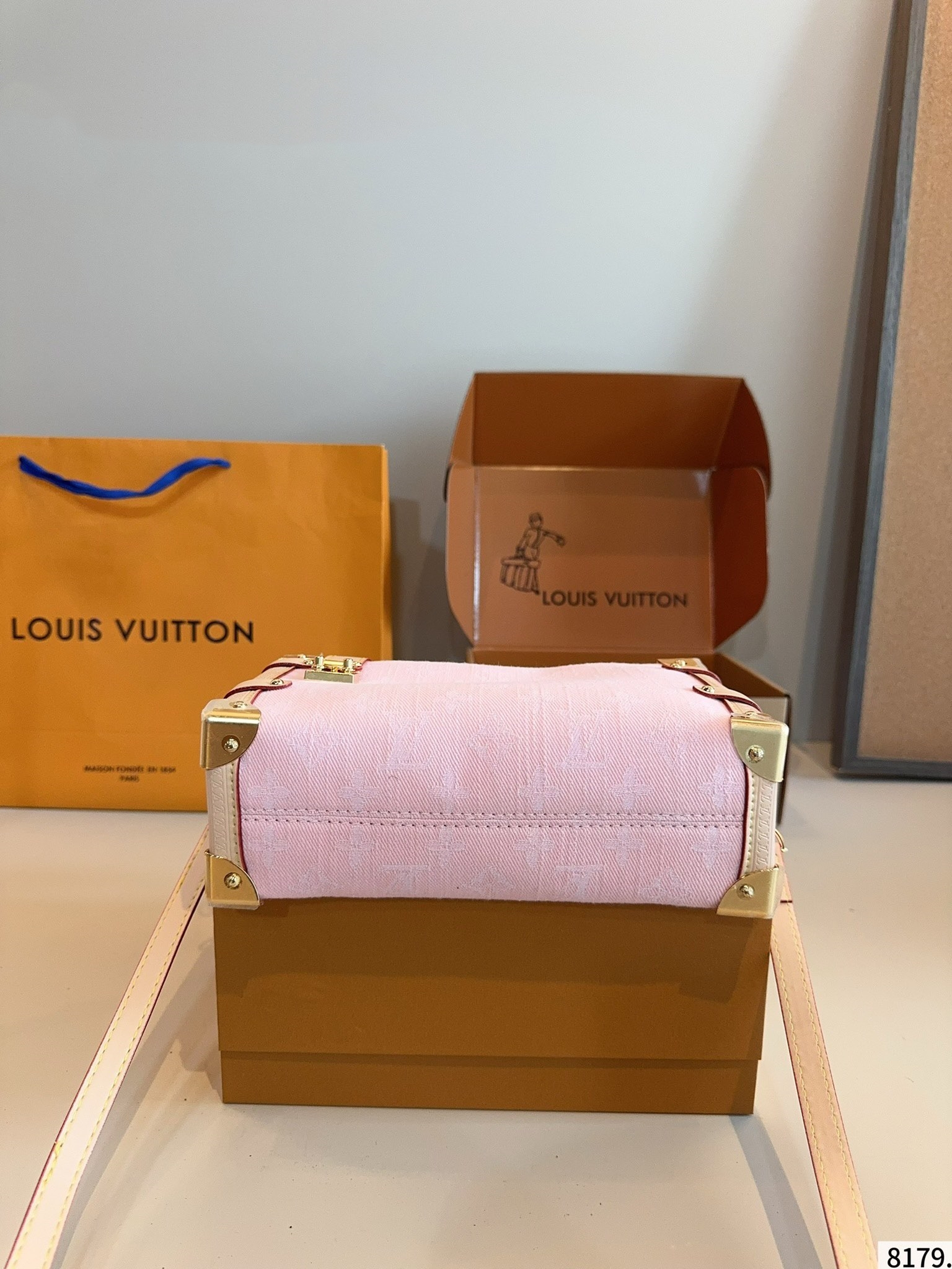 【LOUIS VUITTON旗艦店】ルイヴィトン TRUNK デニングソフトケース