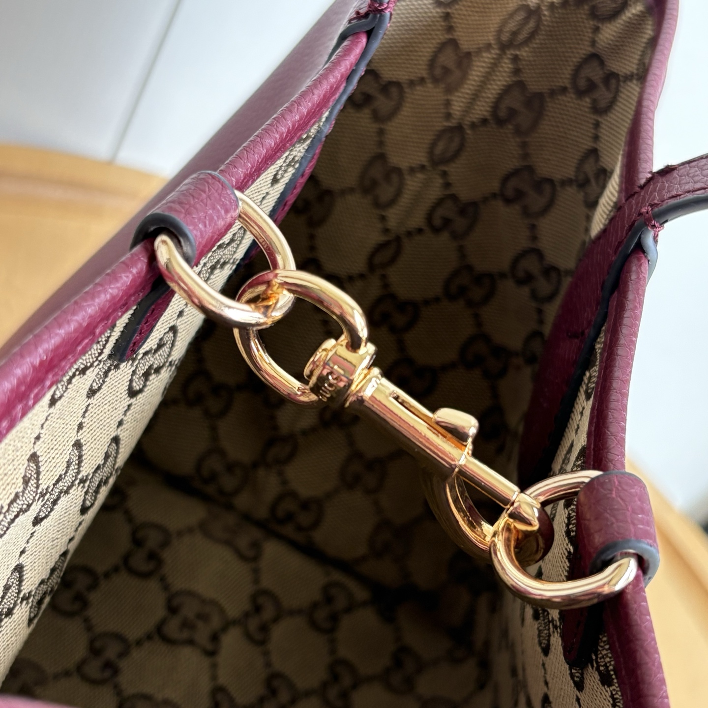 【GUCCI公式旗艦店】グッチ 定番ハンドバッグ 大人気好評！