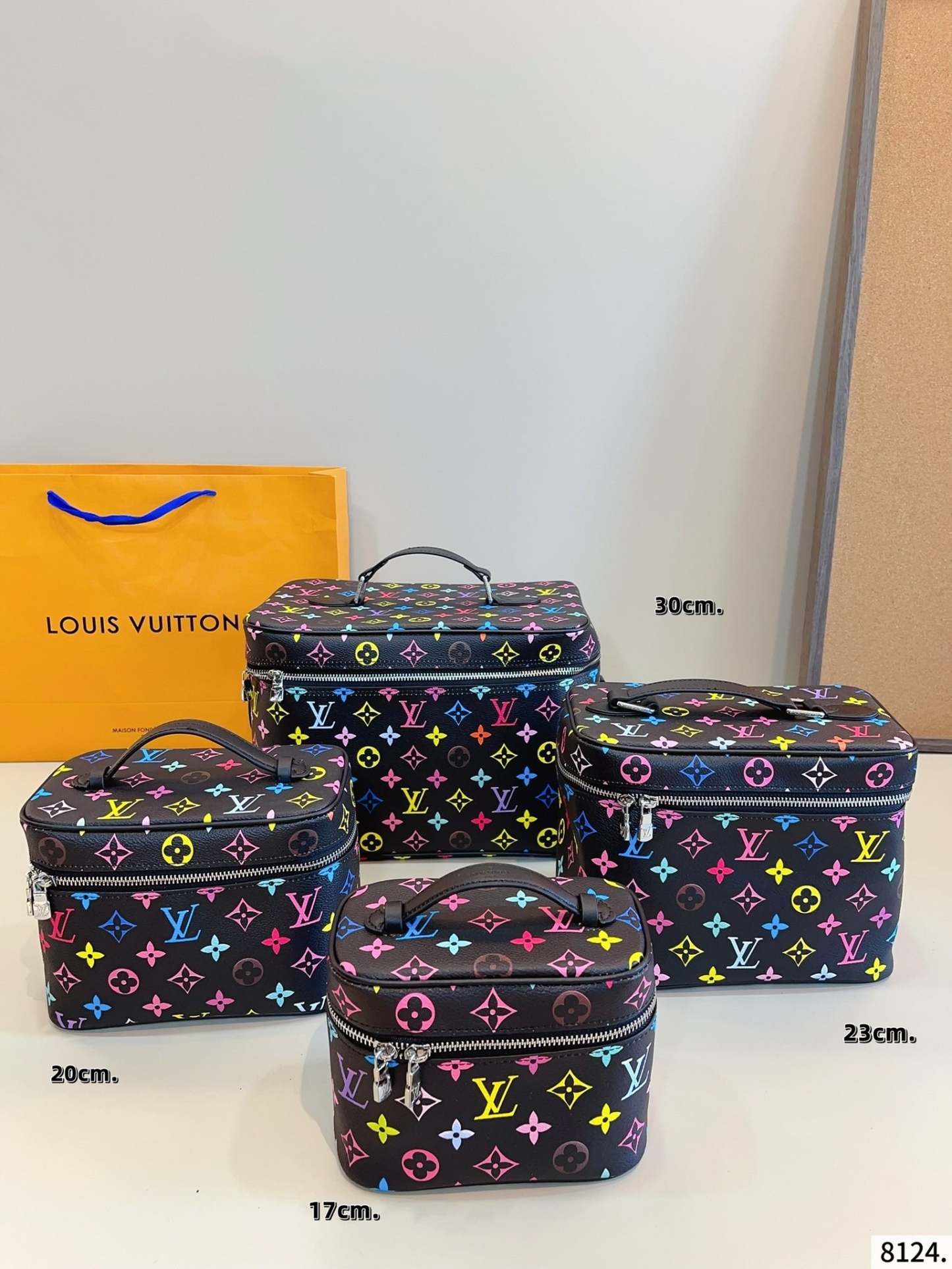 LOUIS VUITTON ルイヴィトン NICE NANO トイレタリーバッグ