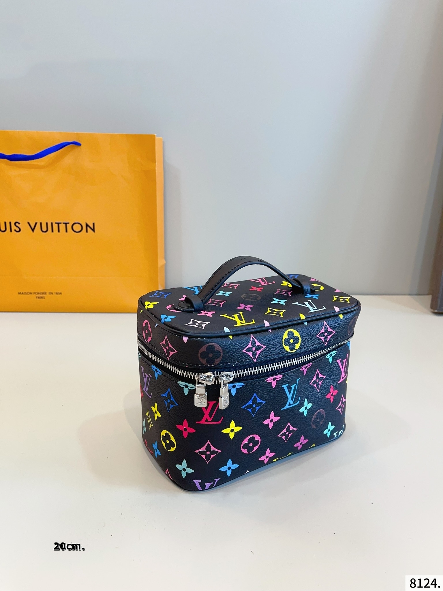 LOUIS VUITTON ルイヴィトン NICE NANO トイレタリーバッグ