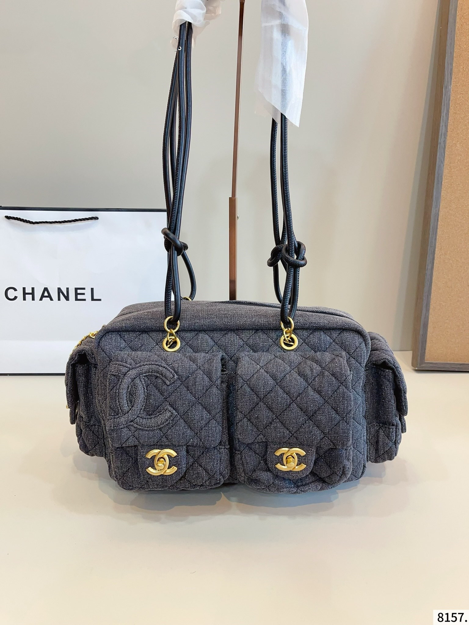 【CHANEL公式旗艦店】シャネル  デニムのショルダーバッグ 29*12*19CM