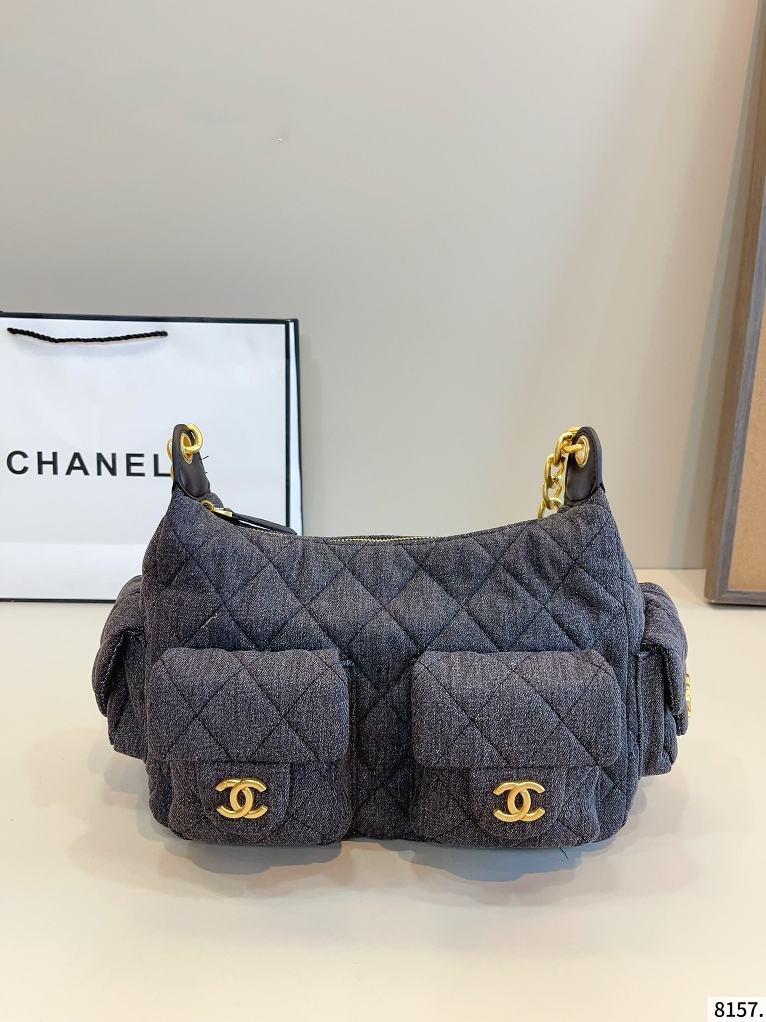【CHANEL公式旗艦店】シャネル  デニムのショルダーバッグ 29*12*19CM