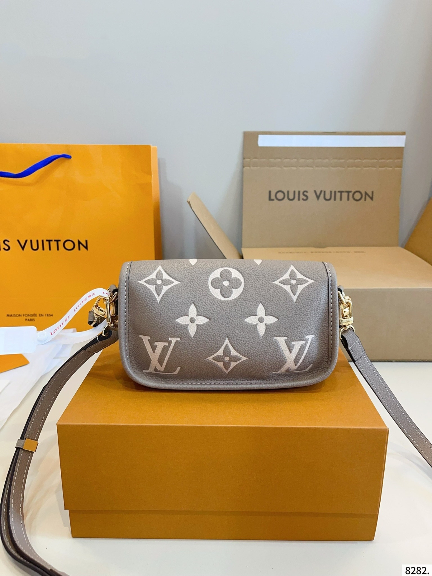 LOUIS VUITTON ルイヴィトン  SPEEDY 20 ショルダーバッグ
