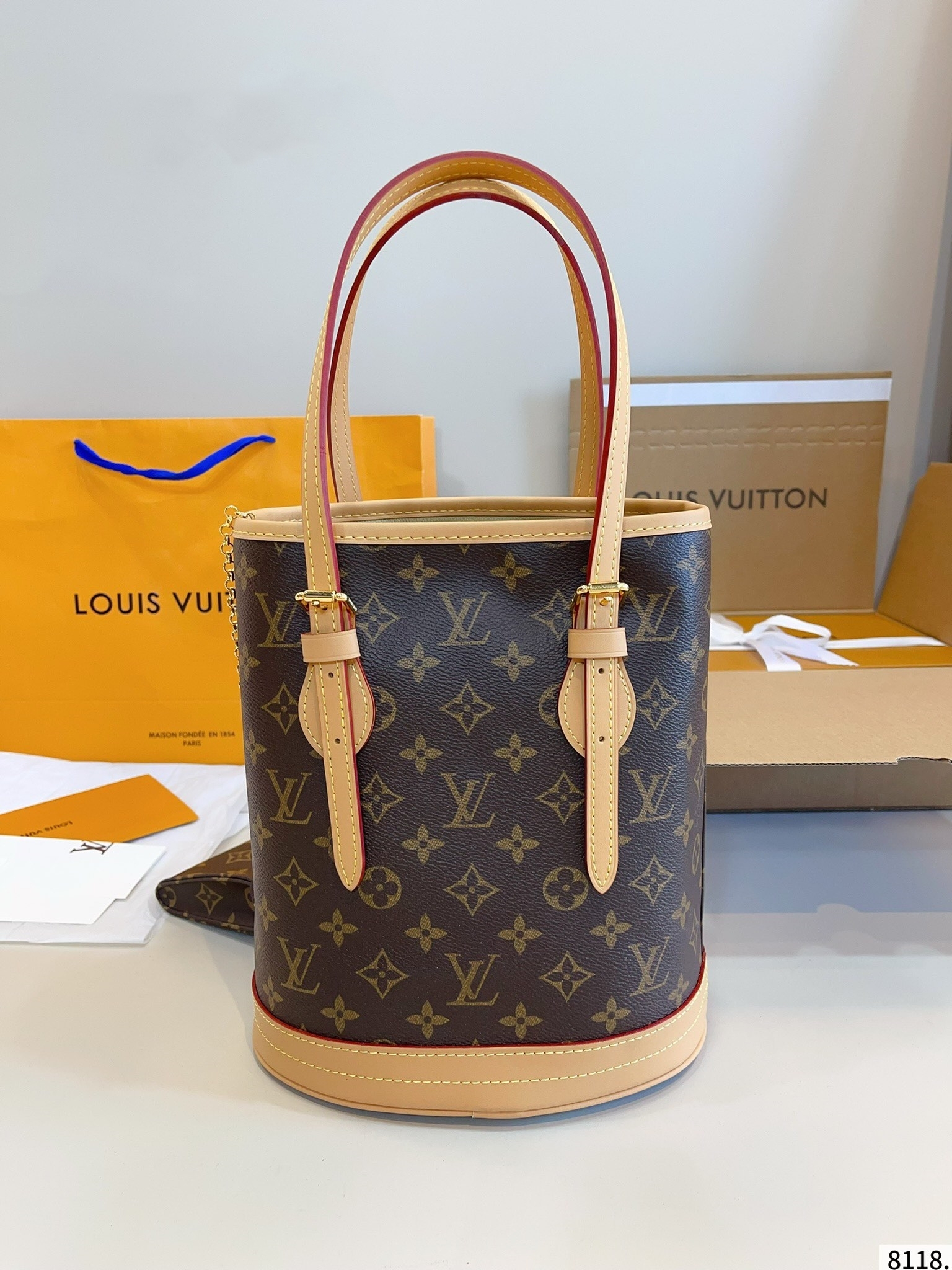 大人気定番商品★LOUIS VUITTON ルイヴィトン バケットバッグ