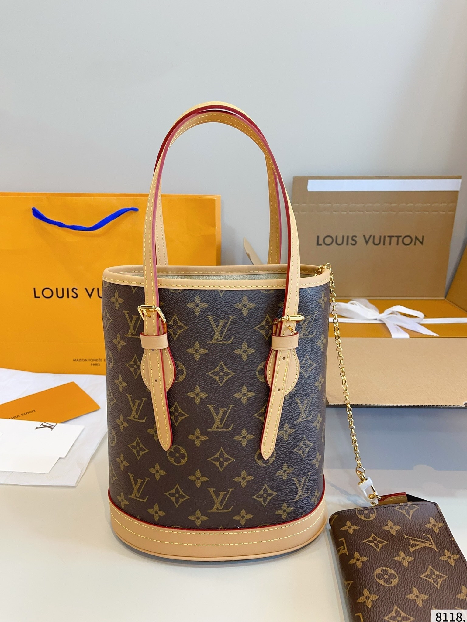 大人気定番商品★LOUIS VUITTON ルイヴィトン バケットバッグ