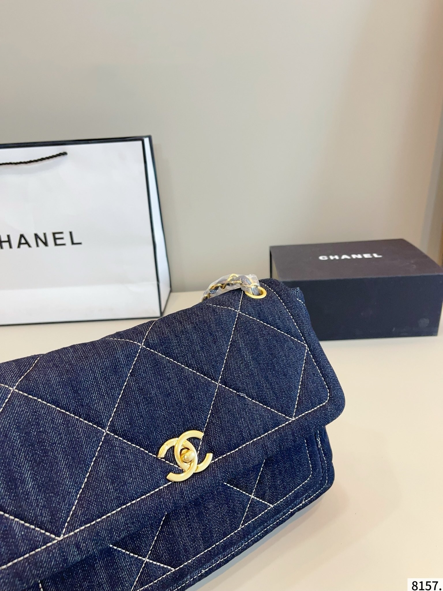 【CHANEL公式旗艦店】シャネル デニムバッグ チェーンバッグ★人気商品★