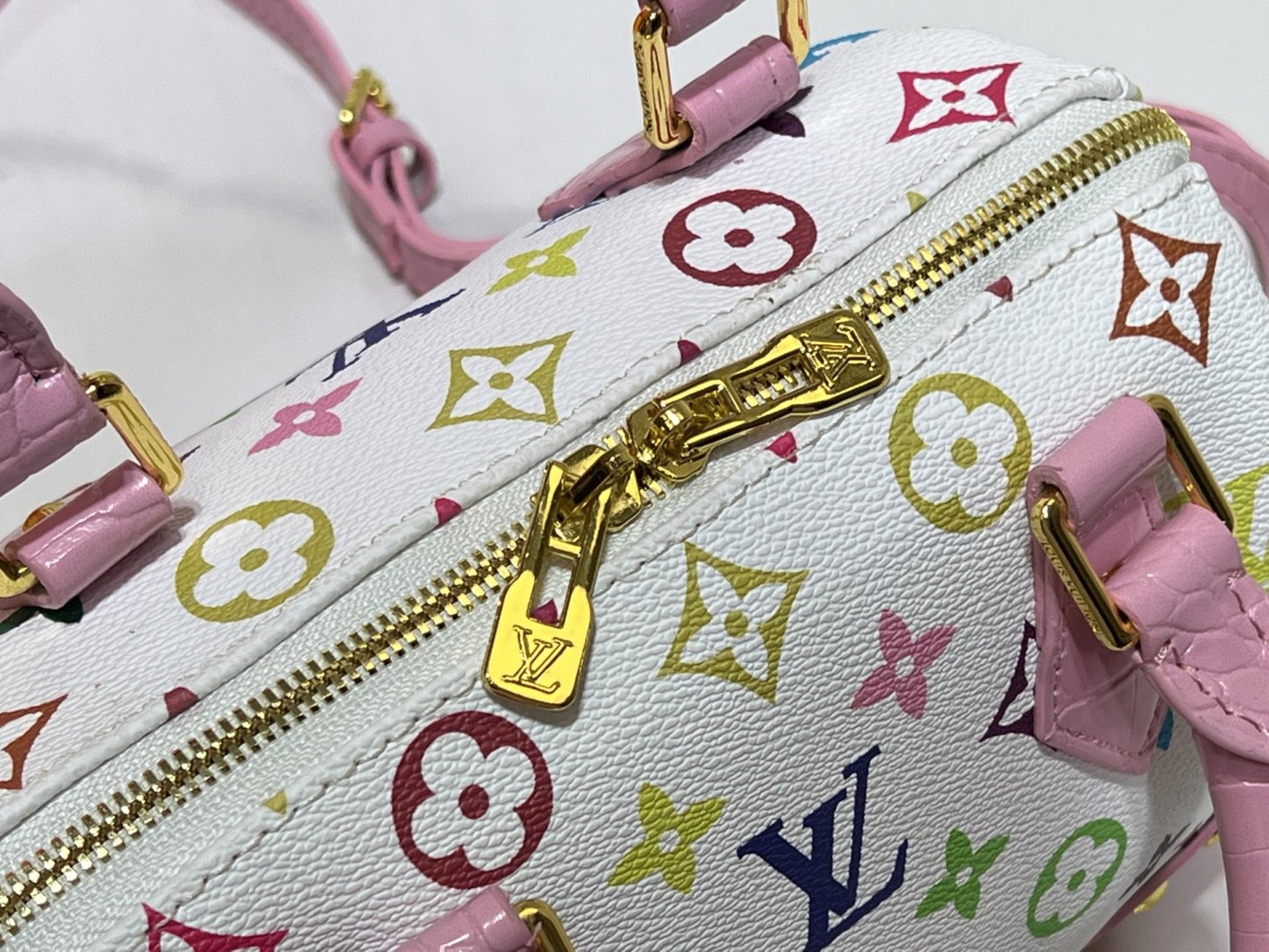 LOUIS VUITTON ルイヴィトン Speedy Bandoulière 20 クロスボディバッグ