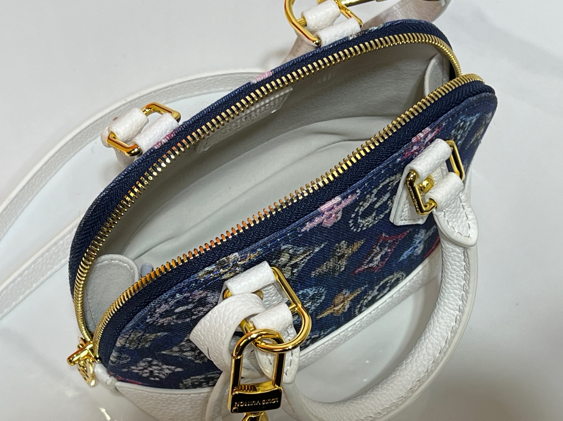 LOUIS VUITTON ルイヴィトン Alma BB 新作デニムバッグ