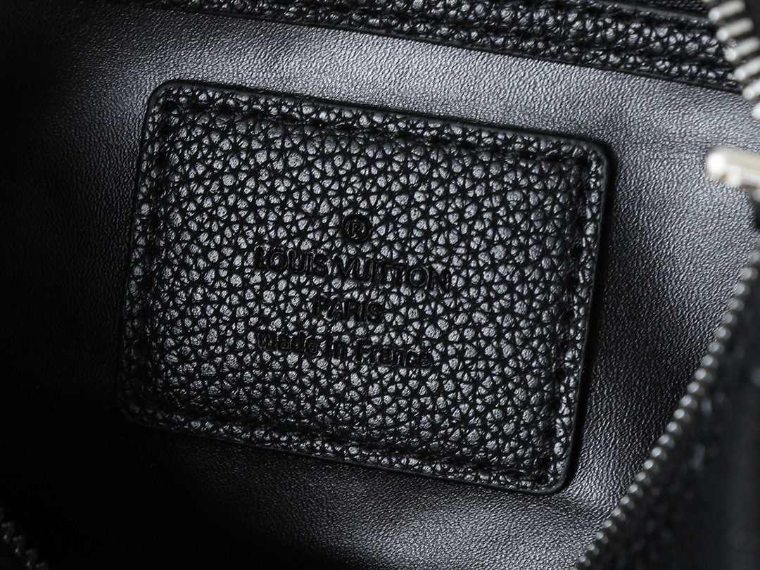 LOUIS VUITTON ルイヴィトン Speedy Soft 30 クロスボディバッグ