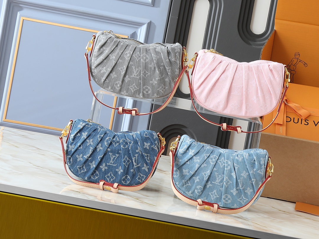 LOUIS VUITTON ルイヴィトン M13571 Pochette Valley デニムバッグ