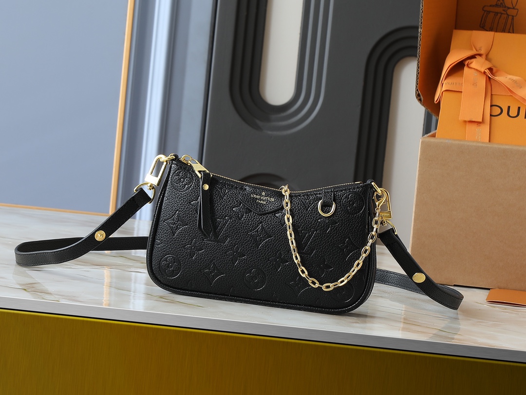 LOUIS VUITTON ルイヴィトン Easy Pouch ショルダーバッグ