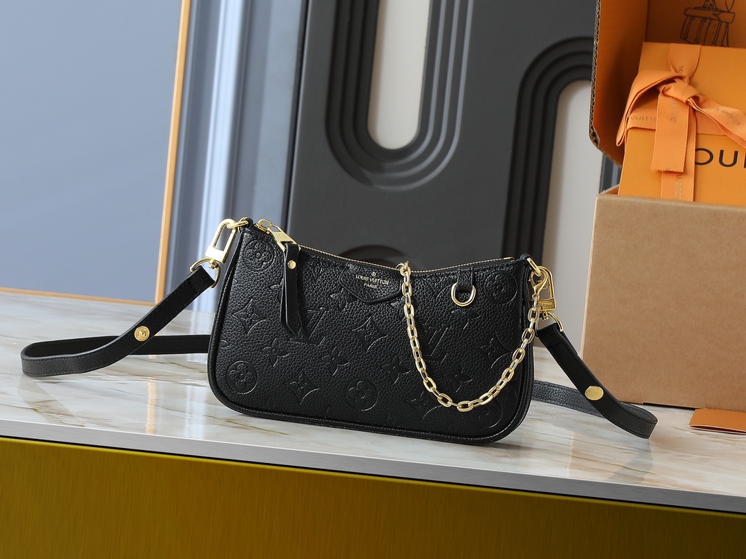 LOUIS VUITTON ルイヴィトン Easy Pouch ショルダーバッグ