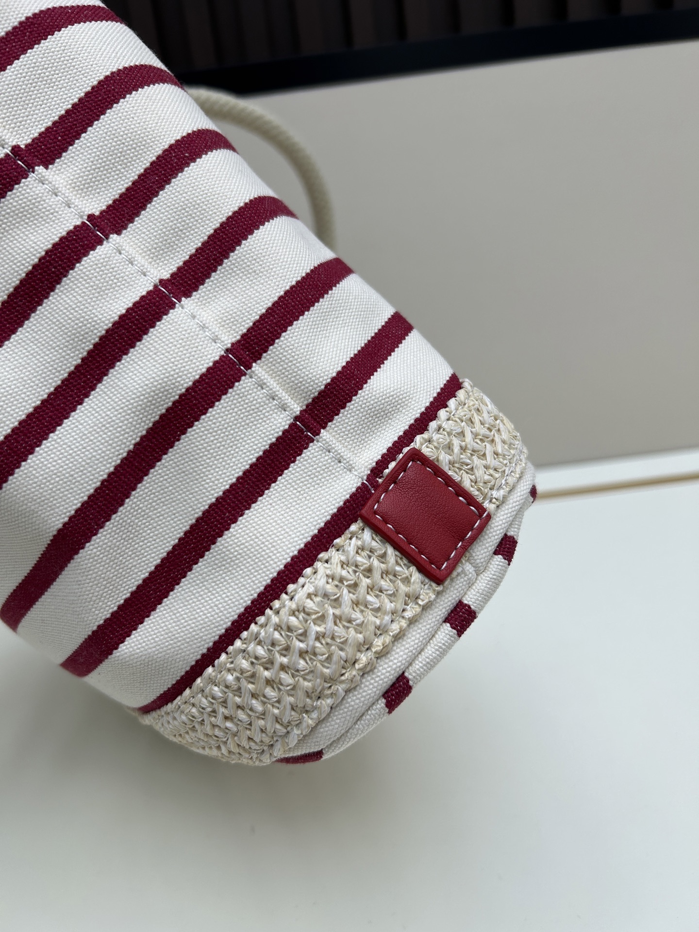 【PRADA公式旗艦店】プラダ Mariner バケットバッグ 2548