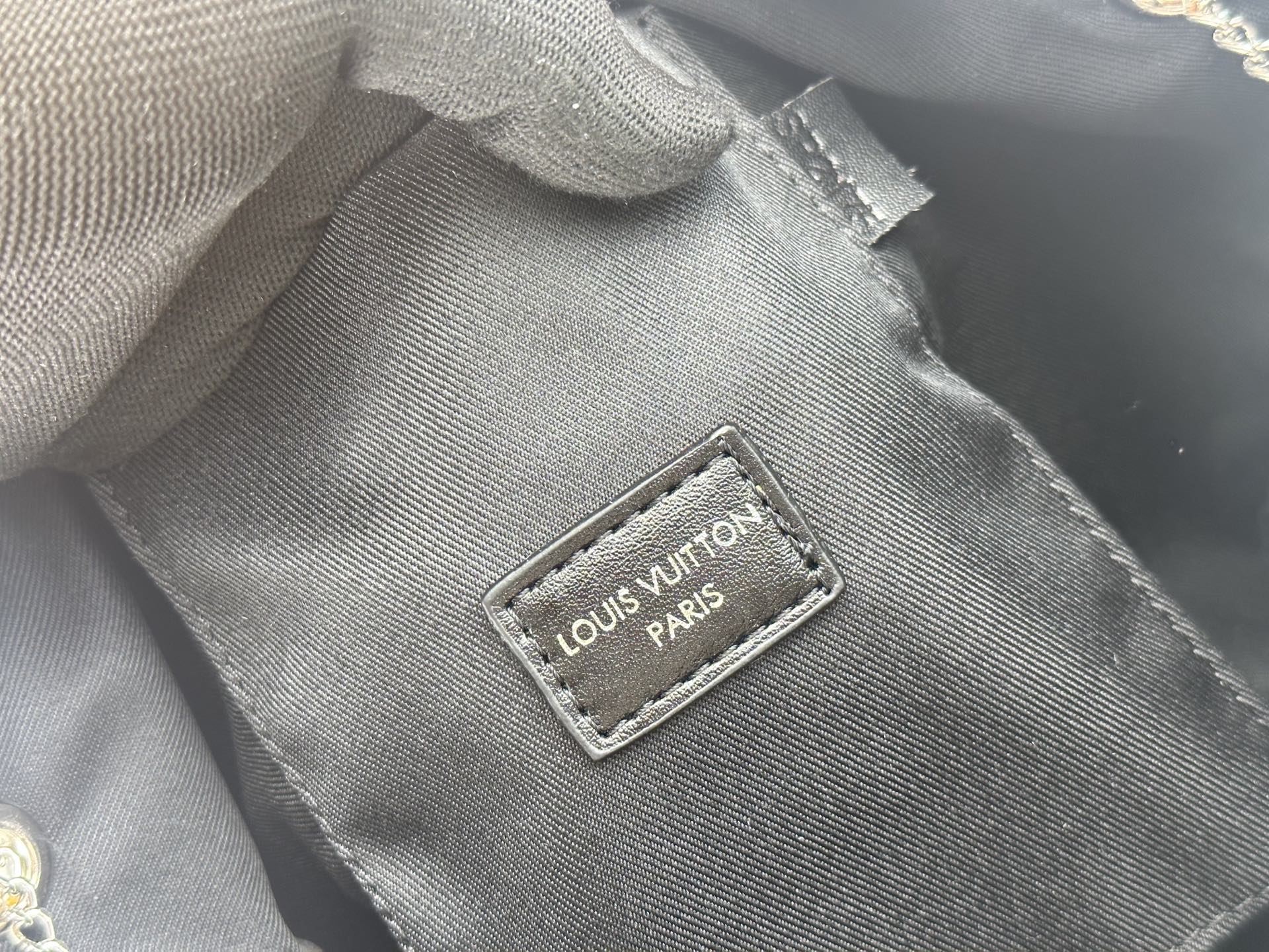 LOUIS VUITTON ルイヴィトン No Way クロスボディバッグ M14377