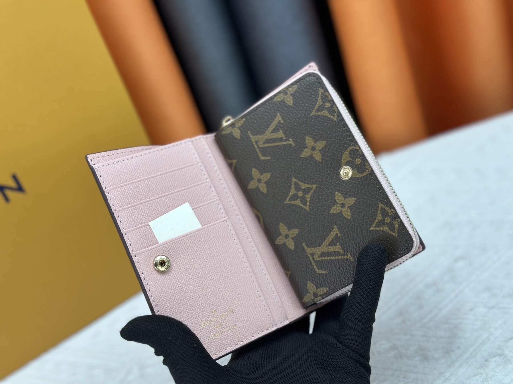 LOUIS VUITTON（ルイヴィトン）財布 M60235