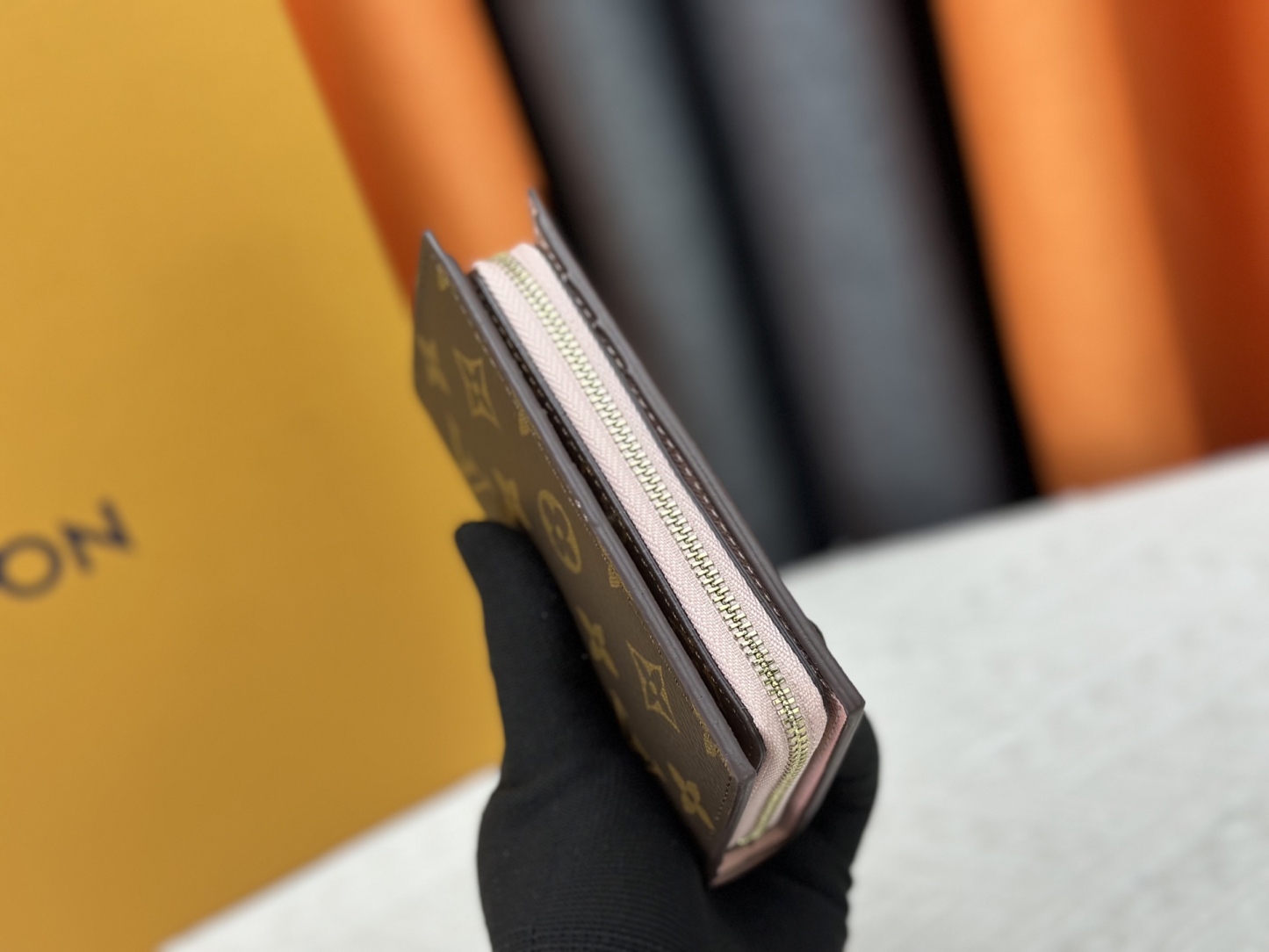 LOUIS VUITTON（ルイヴィトン）財布 M60235