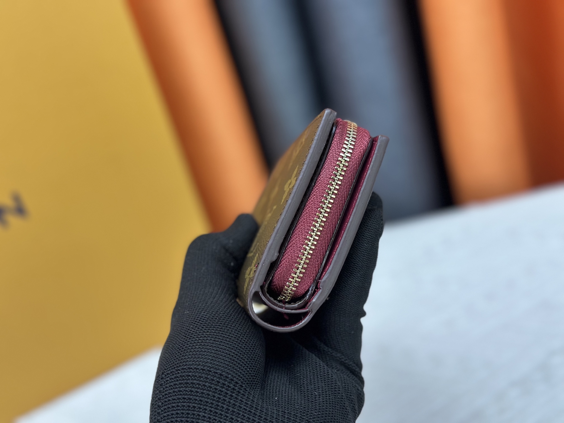 LOUIS VUITTON（ルイヴィトン）財布 M60235