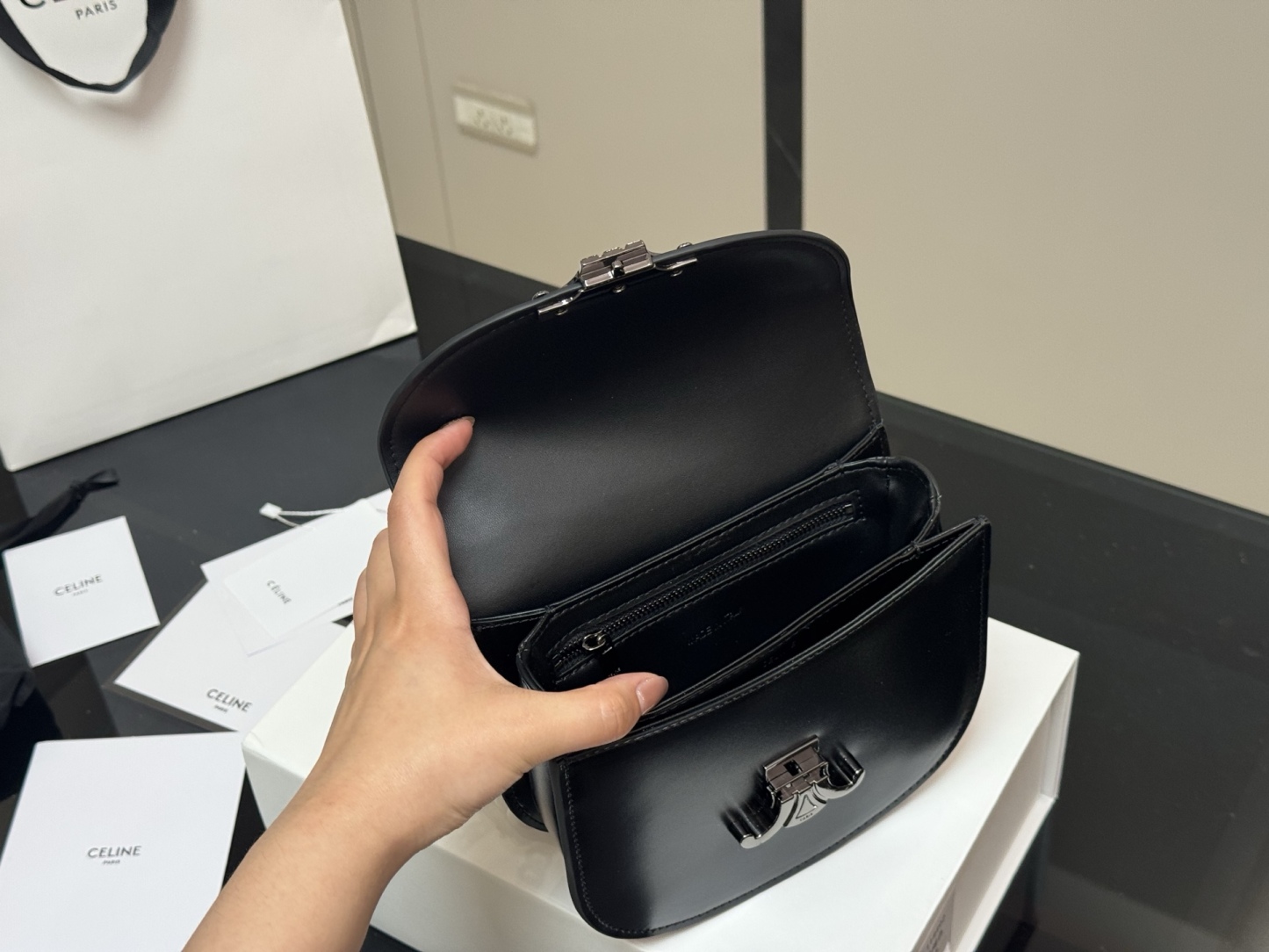 【CELINE公式旗艦店】セリーヌ クロスボディバッグ 2色