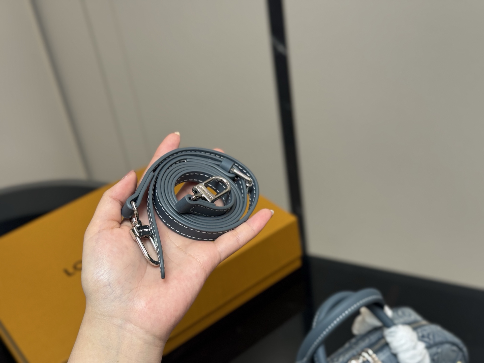 LOUIS VUITTON ルイヴィトン LV KEEPALL 25 デニムバッグ