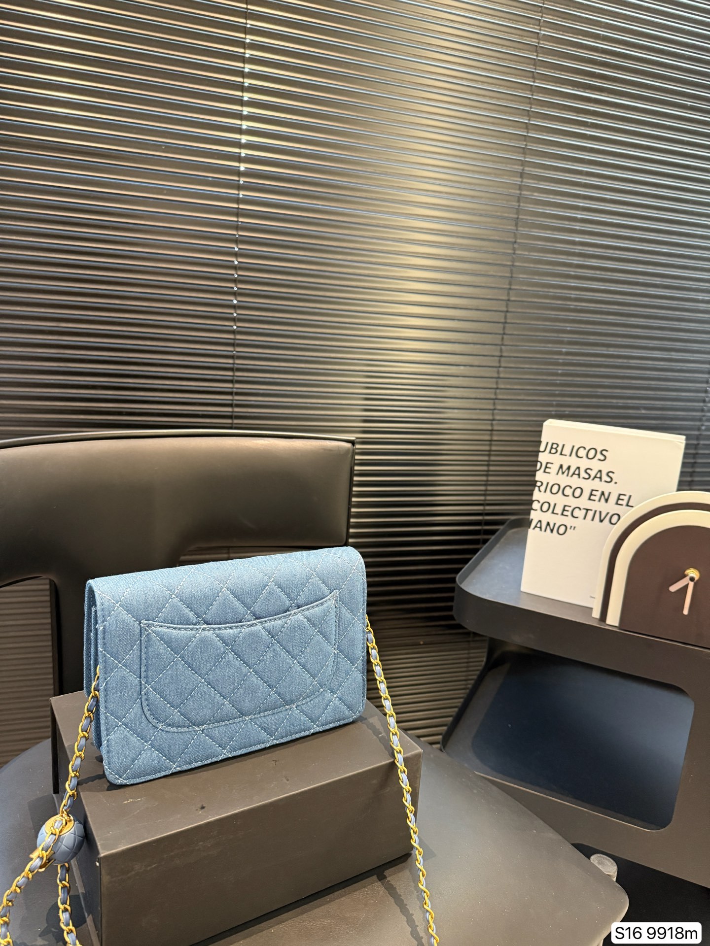 【CHANEL公式旗艦店】シャネル デニムバッグ  9918