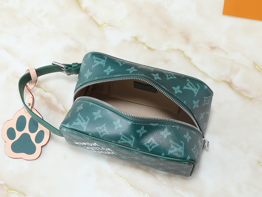 LOUIS VUITTON ルイヴィトン Locker Dopp Kit ハンドバッグ N00151 M12688
