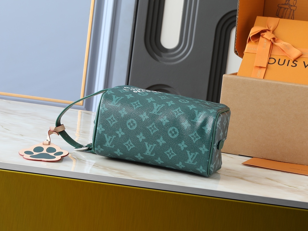 LOUIS VUITTON ルイヴィトン Locker Dopp Kit ハンドバッグ N00151 M12688