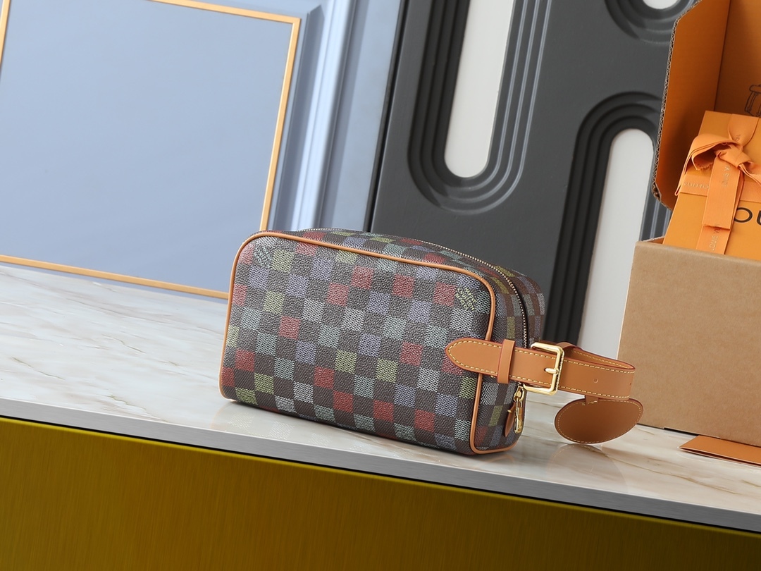 LOUIS VUITTON ルイヴィトン Locker Dopp Kit ハンドバッグ N00151 M12688