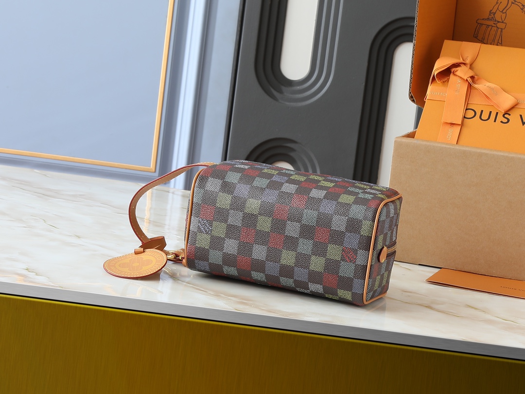 LOUIS VUITTON ルイヴィトン Locker Dopp Kit ハンドバッグ N00151 M12688